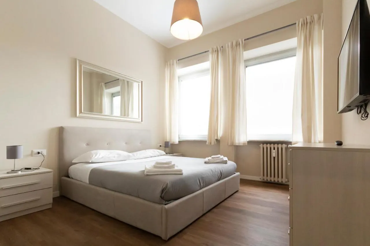 Via Torino Apartment 2 Milan Italie