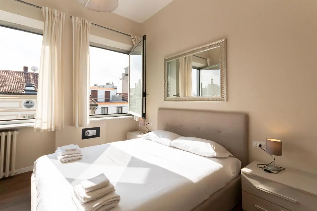 Via Torino Apartment 2 Milan