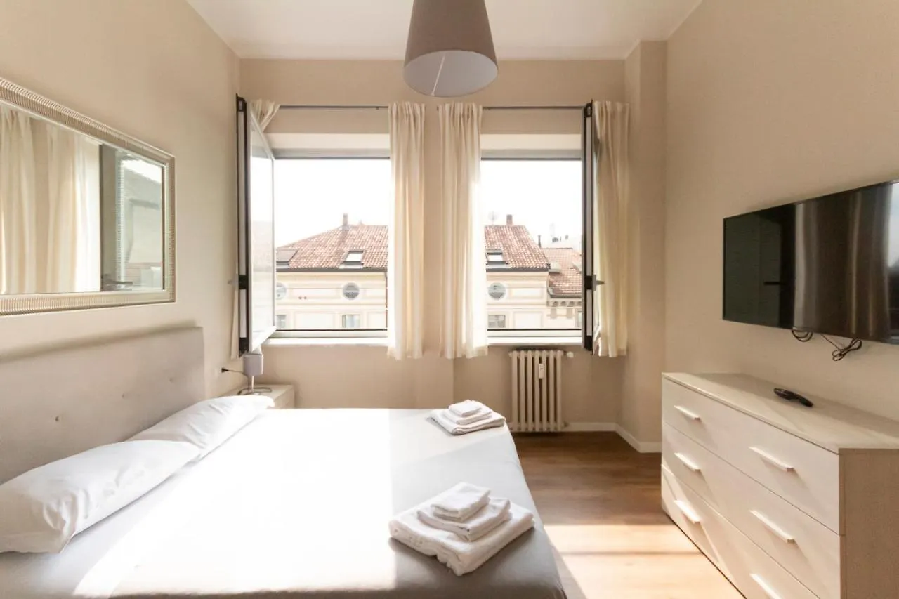Via Torino Apartment 2 Milan