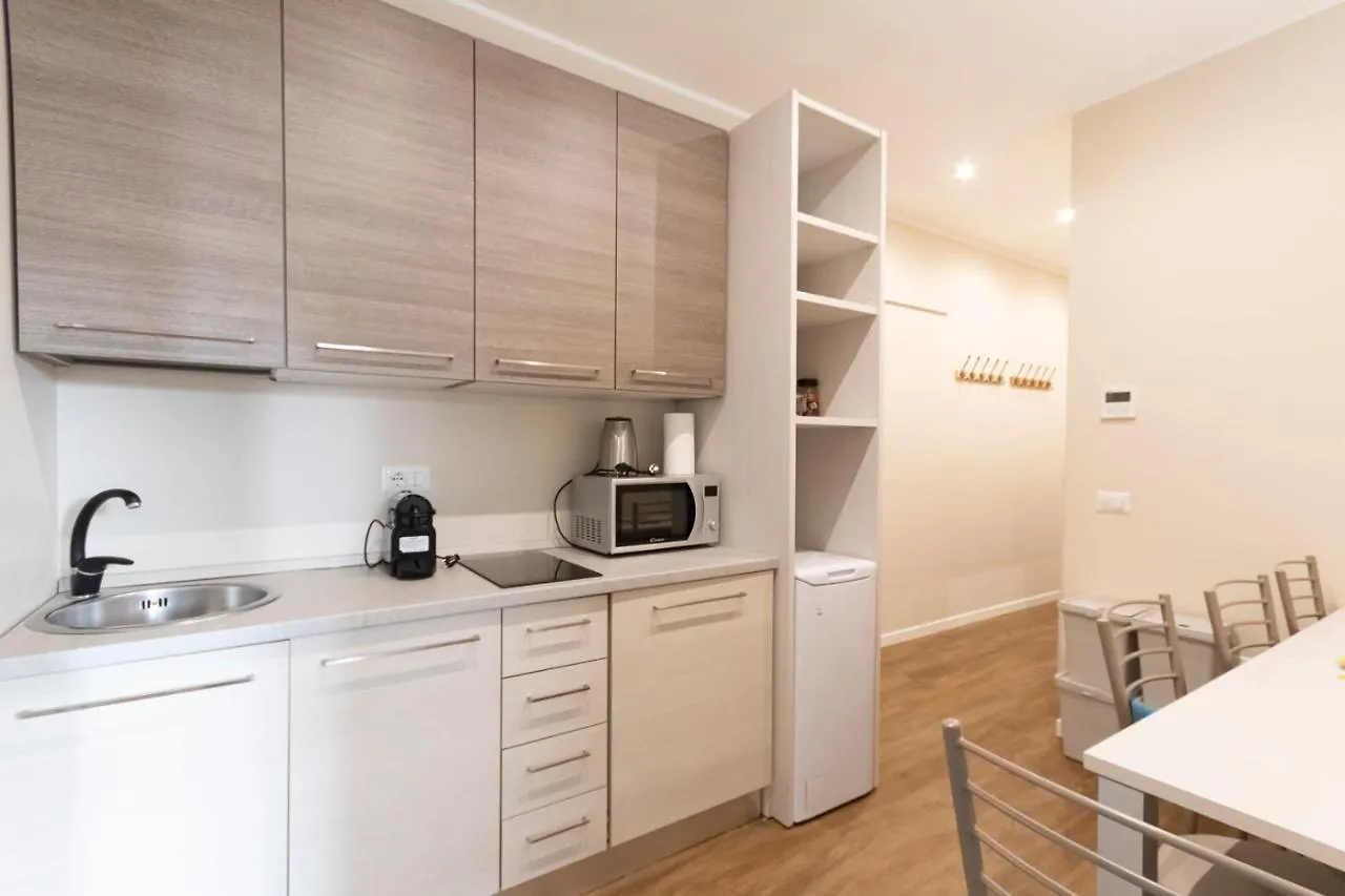 Via Torino Apartment 2 Milánó