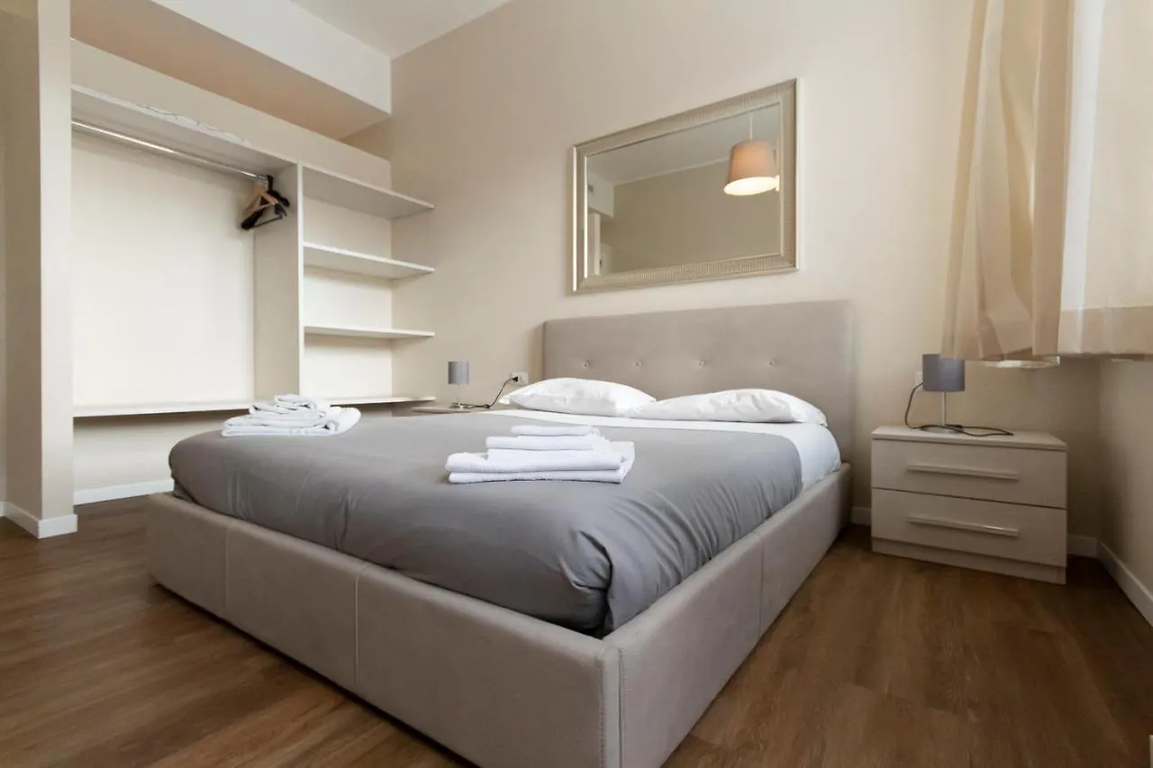 Via Torino Apartment 2 Milánó